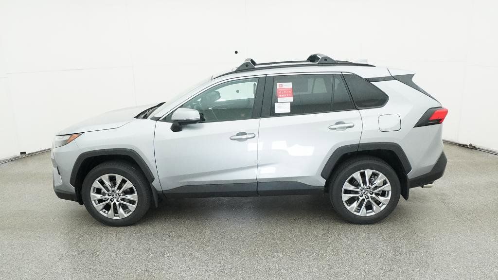 Thumbnail: 2025 Toyota RAV4 - 9