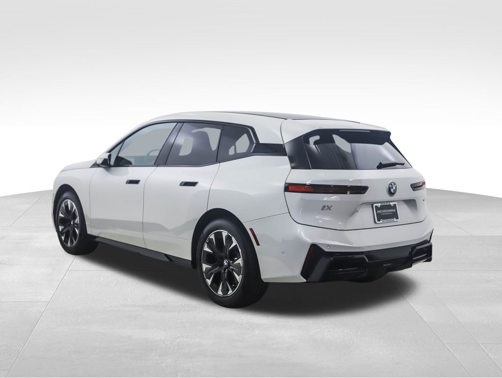 Thumbnail: 2026 BMW iX - 3