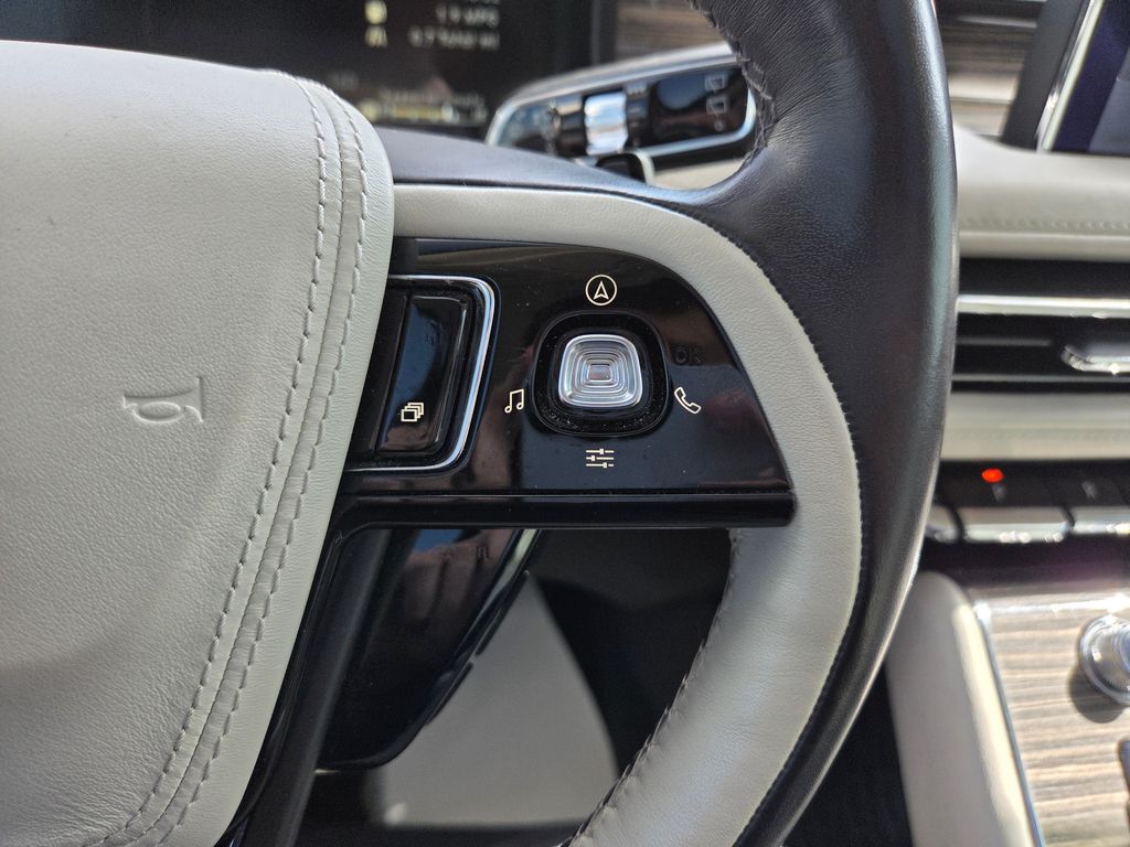 2020 Lincoln Aviator Black Label