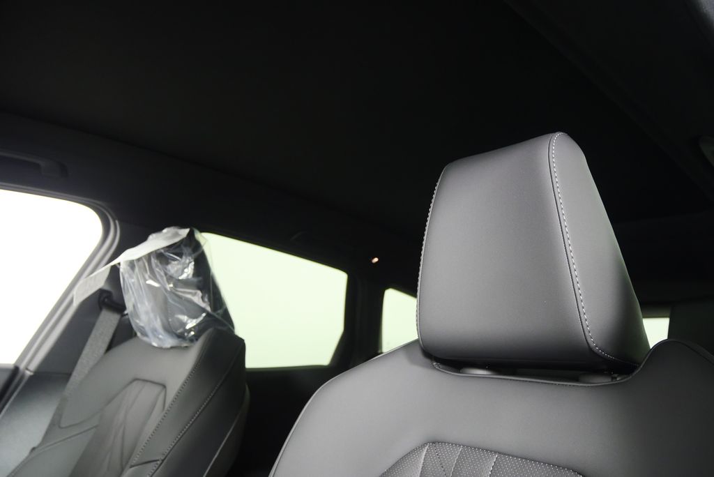 Thumbnail: 2026 BMW X3 - 11