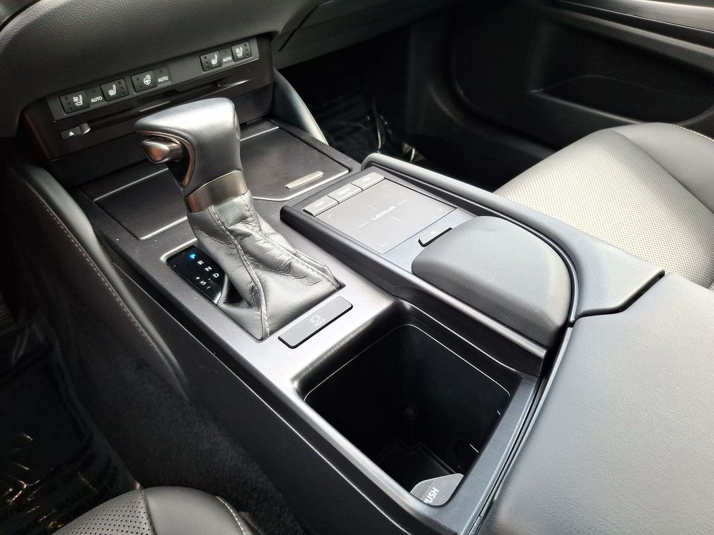 Used 2021 Lexus ES Sedan