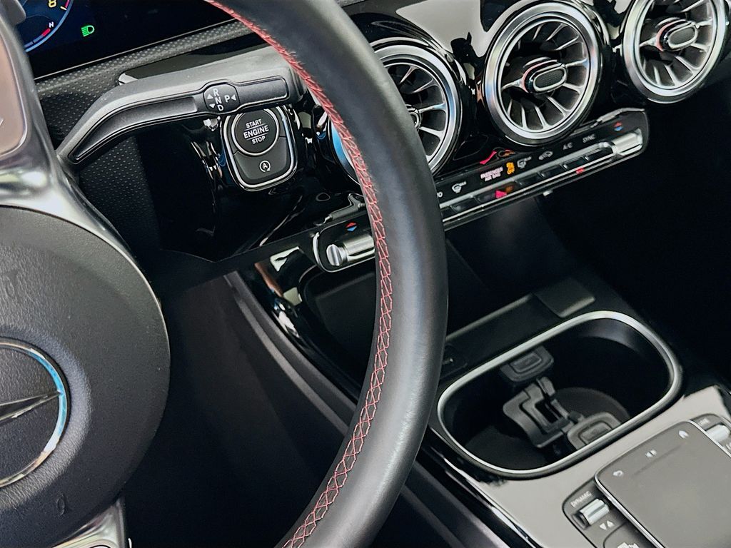 Thumbnail: 2023 Mercedes-Benz CLA - 16