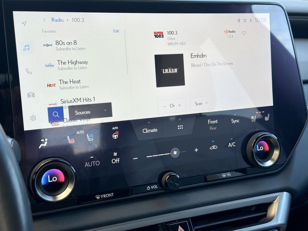 Thumbnail: 2023 Lexus RX - 23