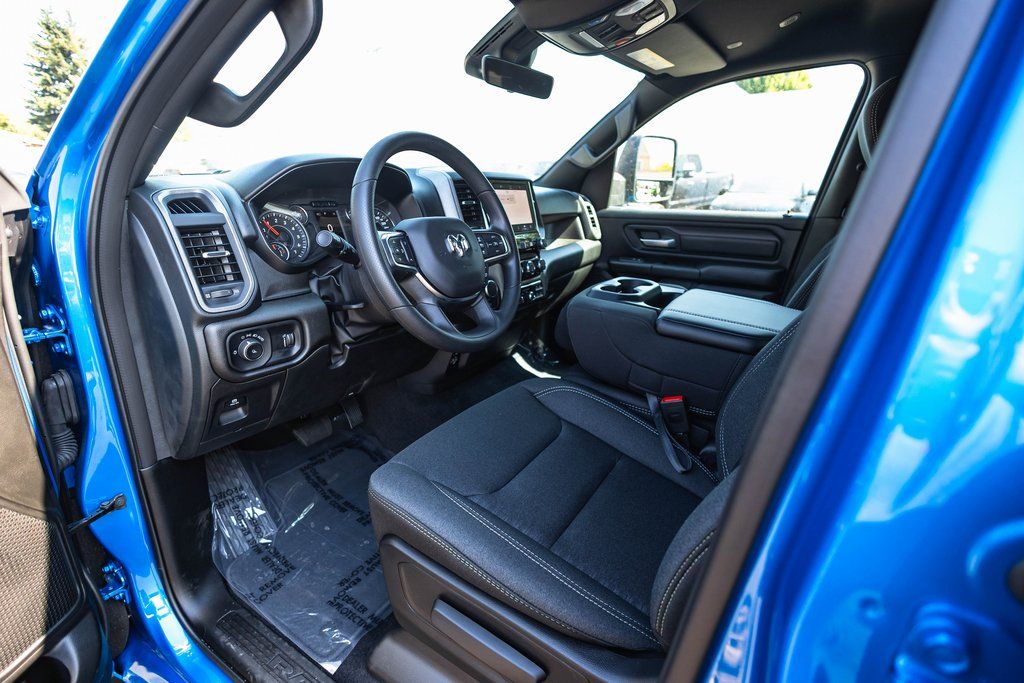 2026 Ram 1500 Tradesman thumbnail 21