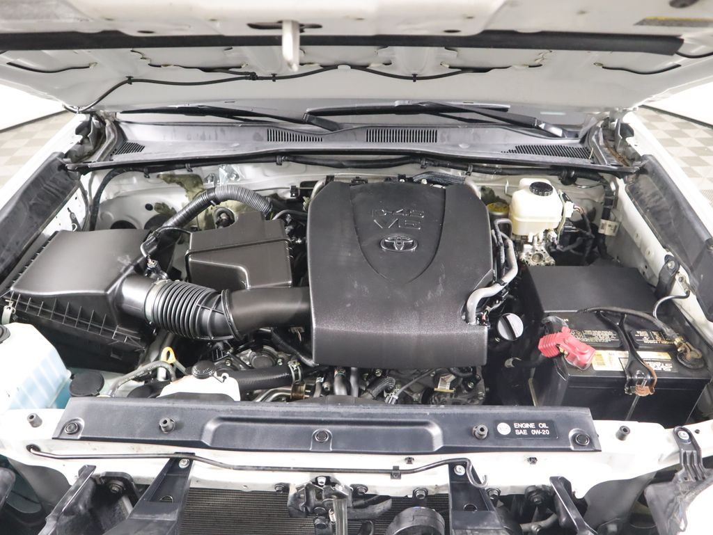 Thumbnail: 2017 Toyota Tacoma - 28