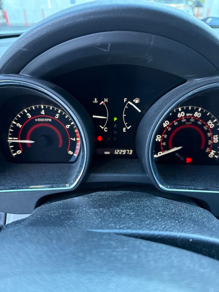 2010 Toyota Highlander — photo 1