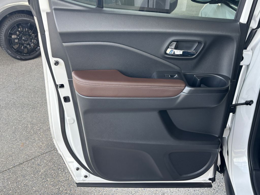 Thumbnail: 2025 Honda Ridgeline - 31