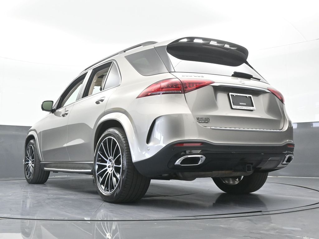Used 2022 Gold Mercedes-Benz GLE 350 image 61