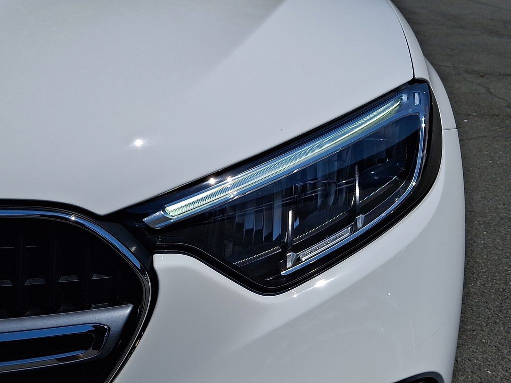 Thumbnail: 2026 Mercedes-Benz GLC - 9