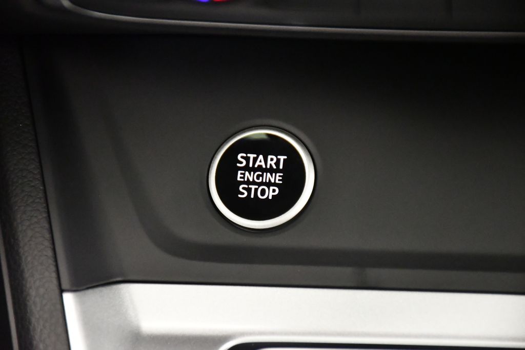 Thumbnail: 2025 Audi Q3 - 28