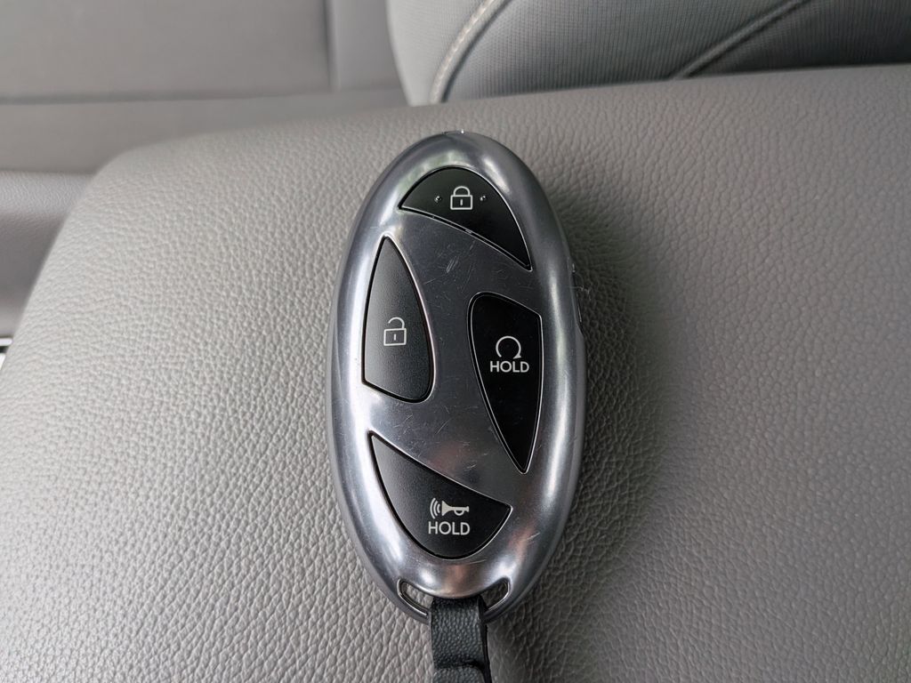 2025 Hyundai Elantra SEL - Photo 30