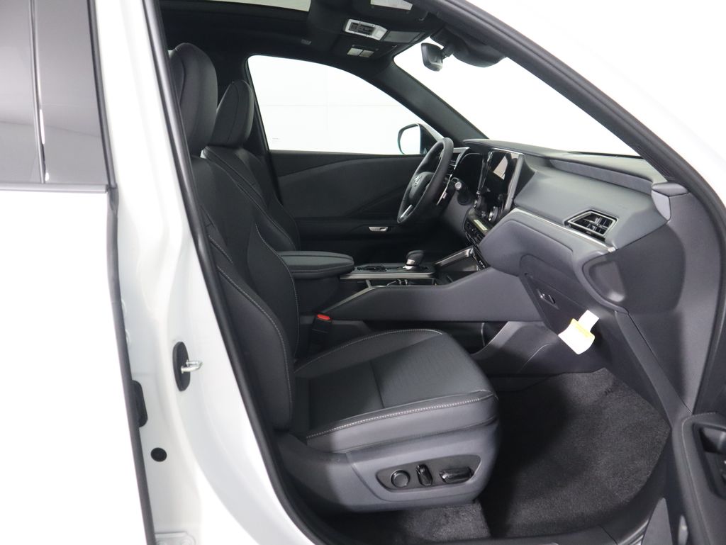 Thumbnail: 2026 Lexus TX - 21