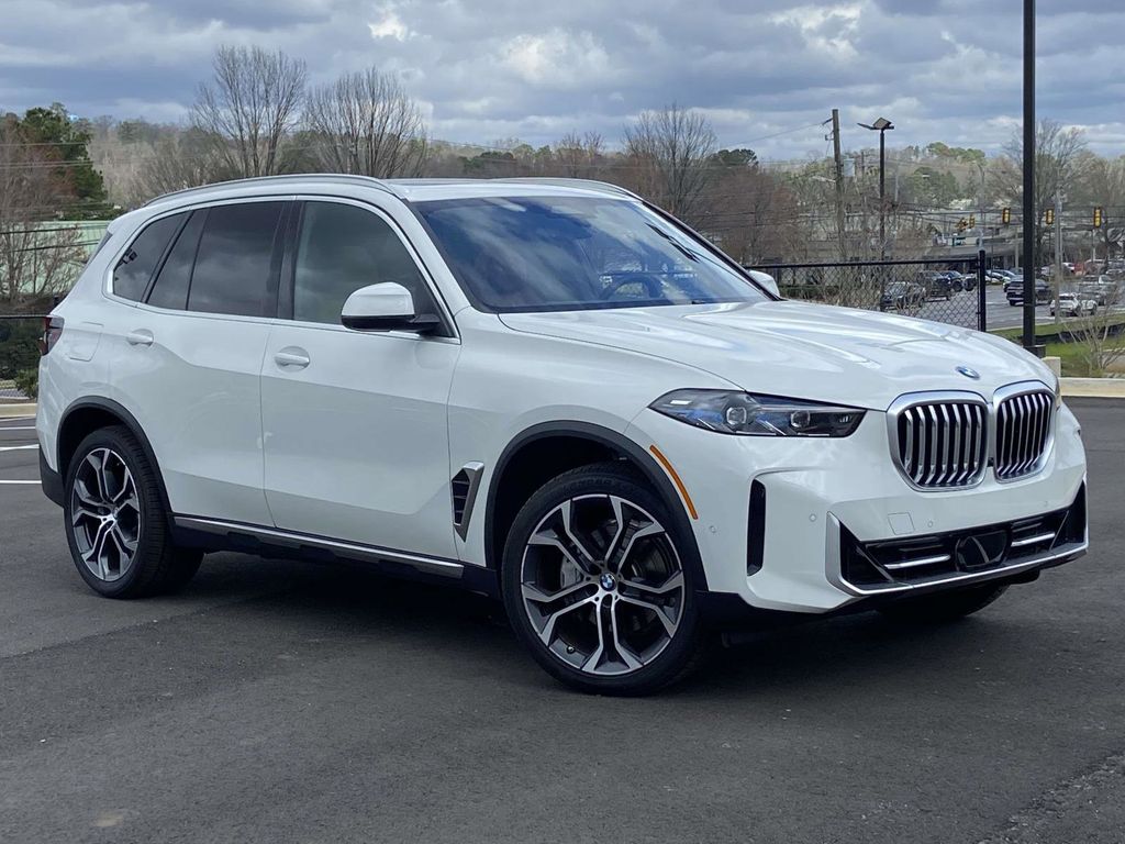 2025 BMW X5 xDrive40i AWD