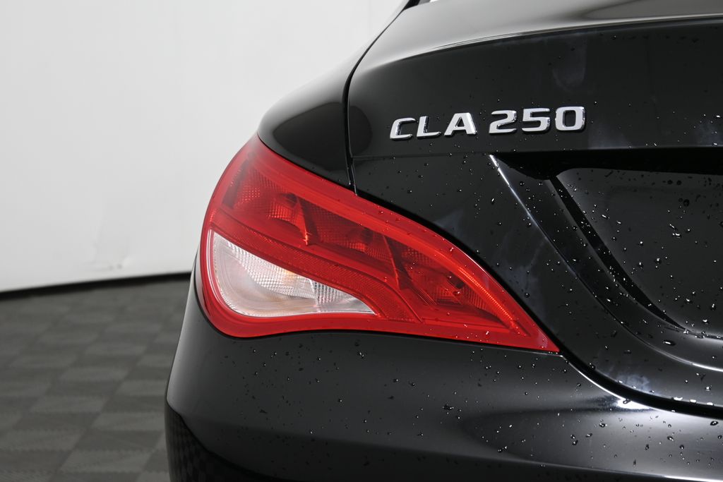 2018 Mercedes-Benz CLA 250 12