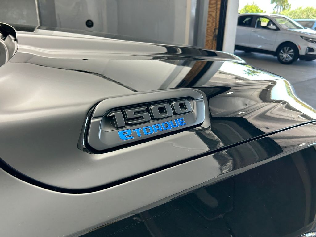 New 2026 Diamond Black Crystal Pearlcoat Ram Big Horn/Lone Star image 43