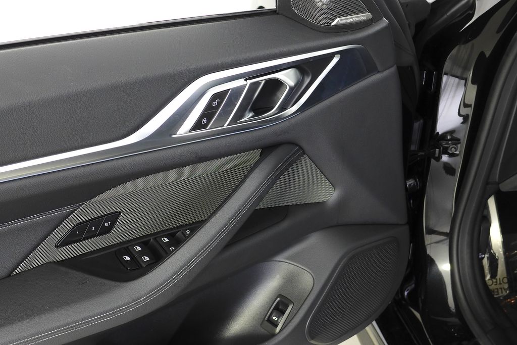 2023 BMW i4 M50 12