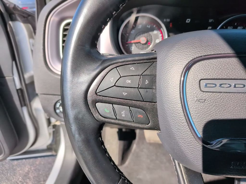 Used 2023 Silver Dodge SXT image 11
