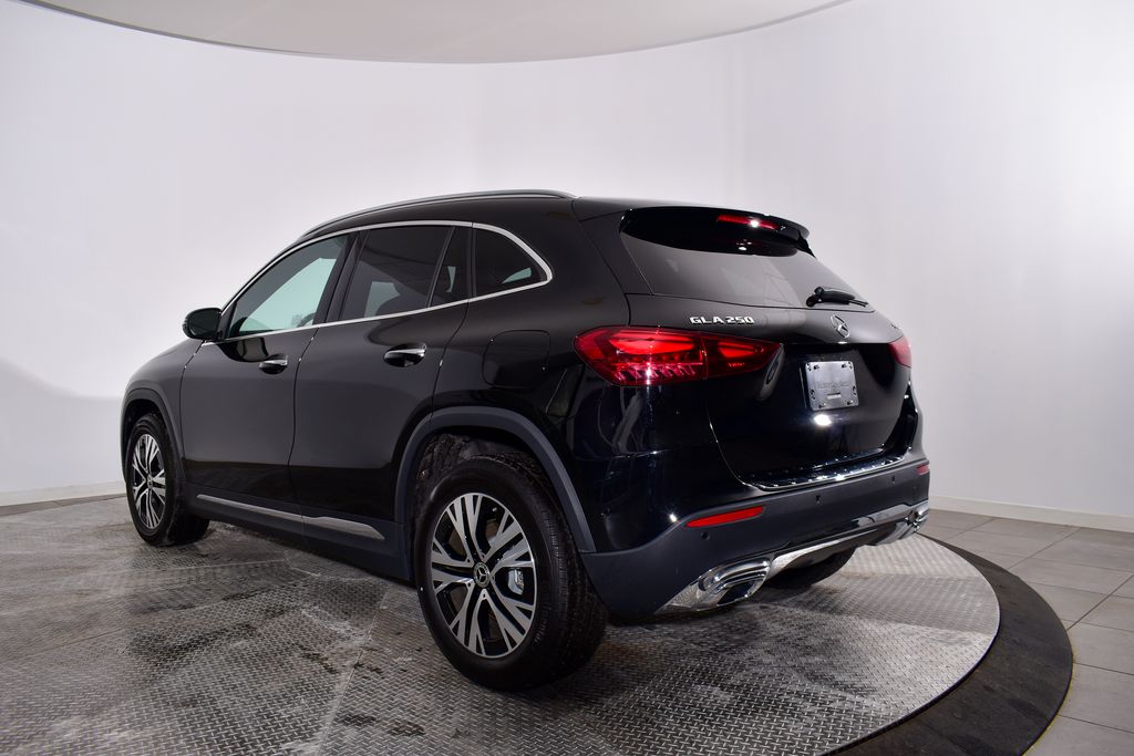 Thumbnail: 2026 Mercedes-Benz GLA - 3