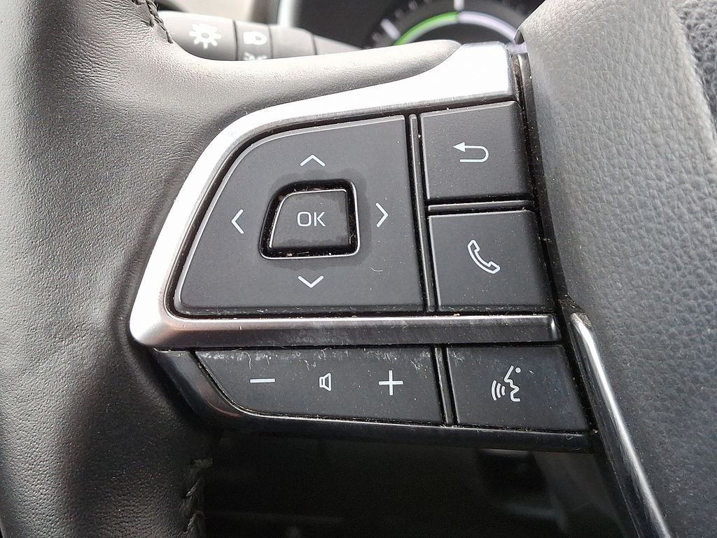 Thumbnail: 2021 Toyota Highlander - 22