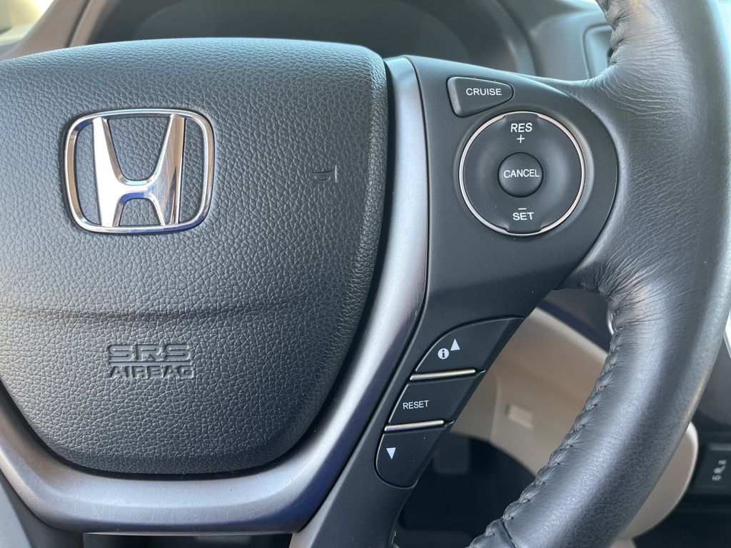 2017 Honda Pilot EX-L 22