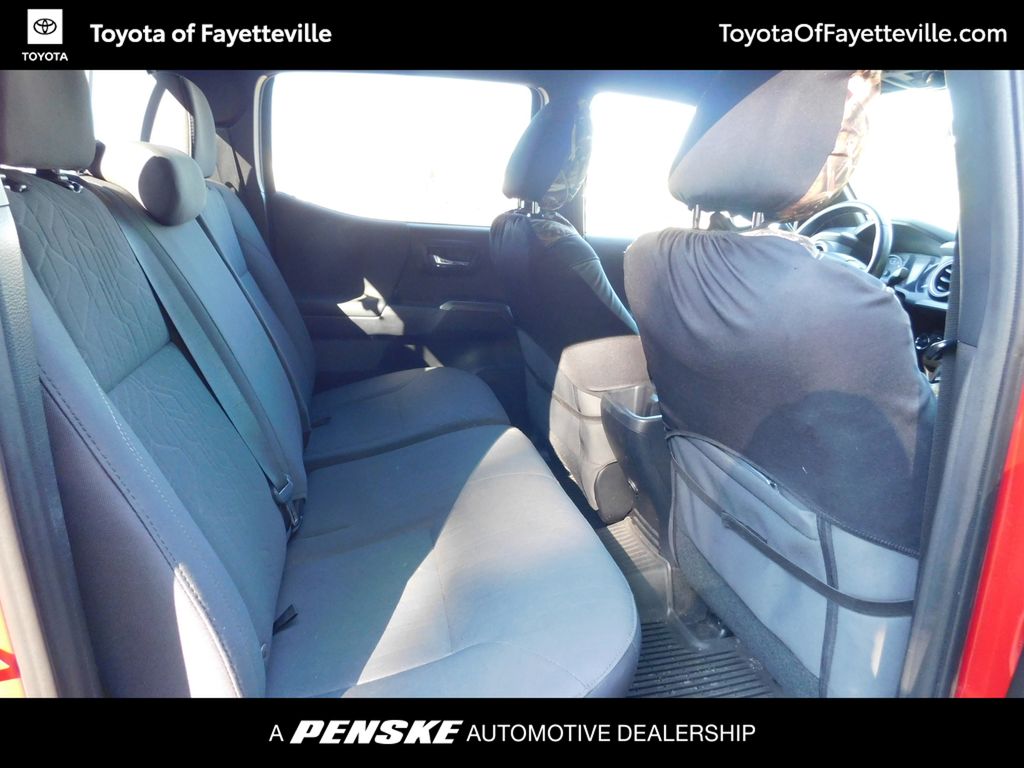 Thumbnail: 2018 Toyota Tacoma - 5