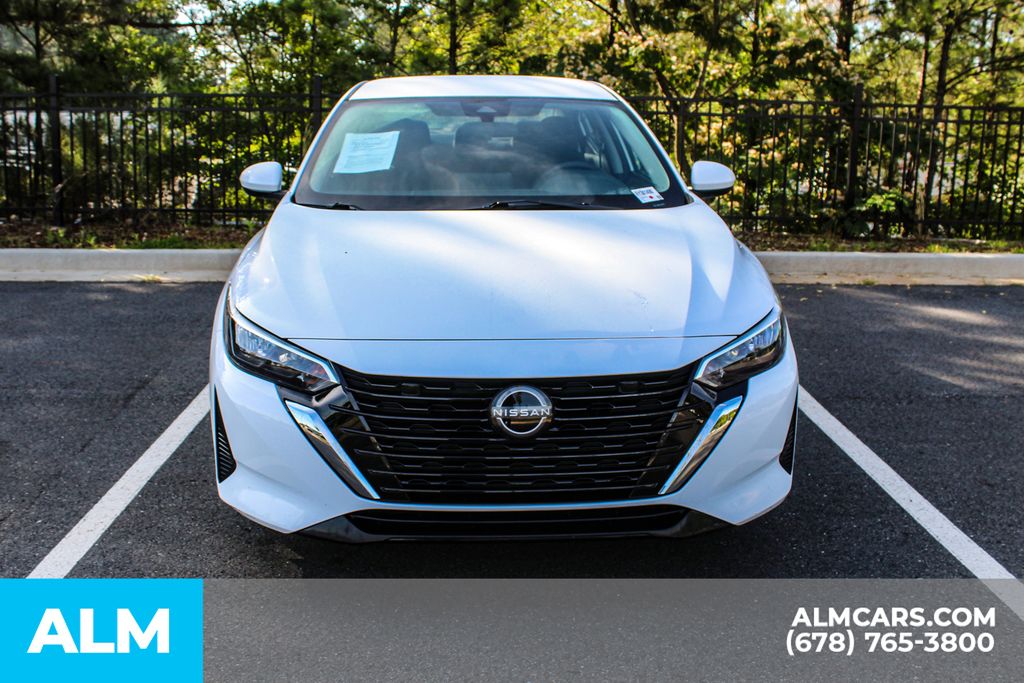 Used 2024 White Nissan SV image 10
