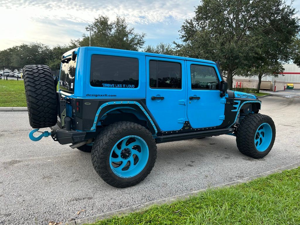 Thumbnail: 2017 Jeep Wrangler - 5