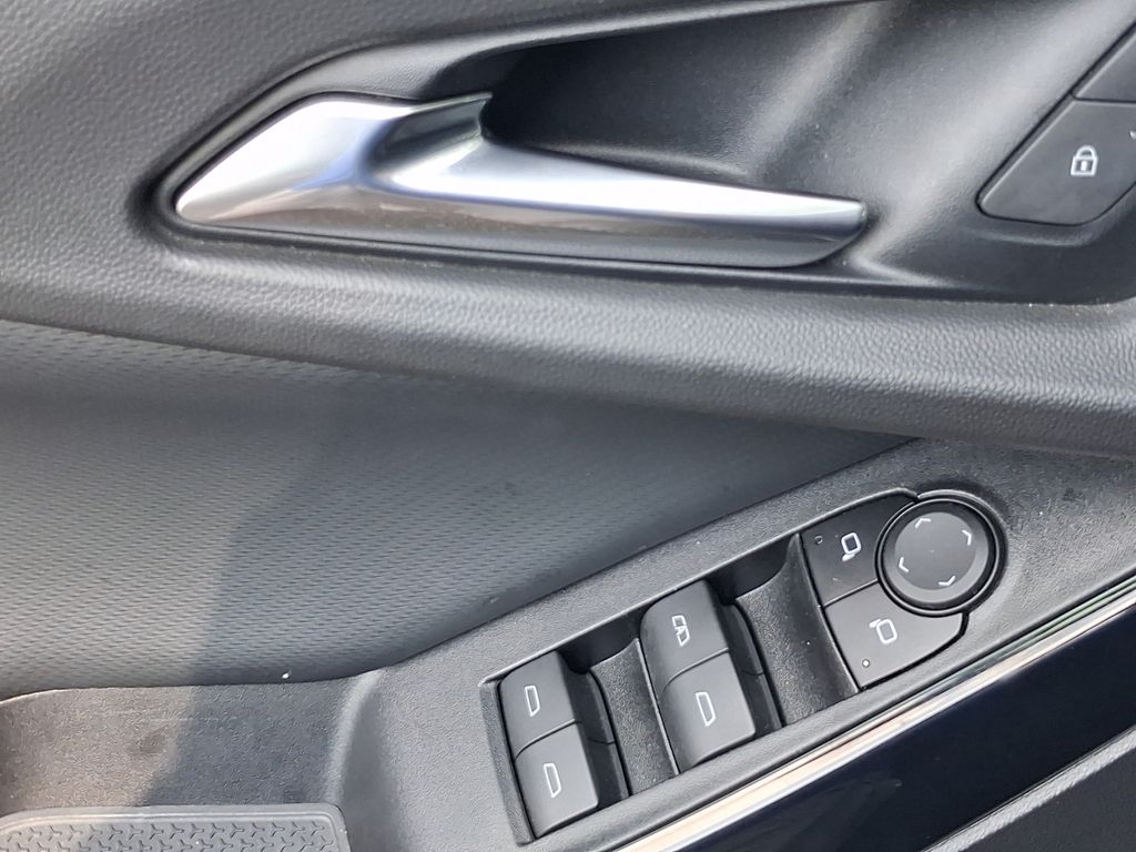 Used 2025 Black Chevrolet LT image 12