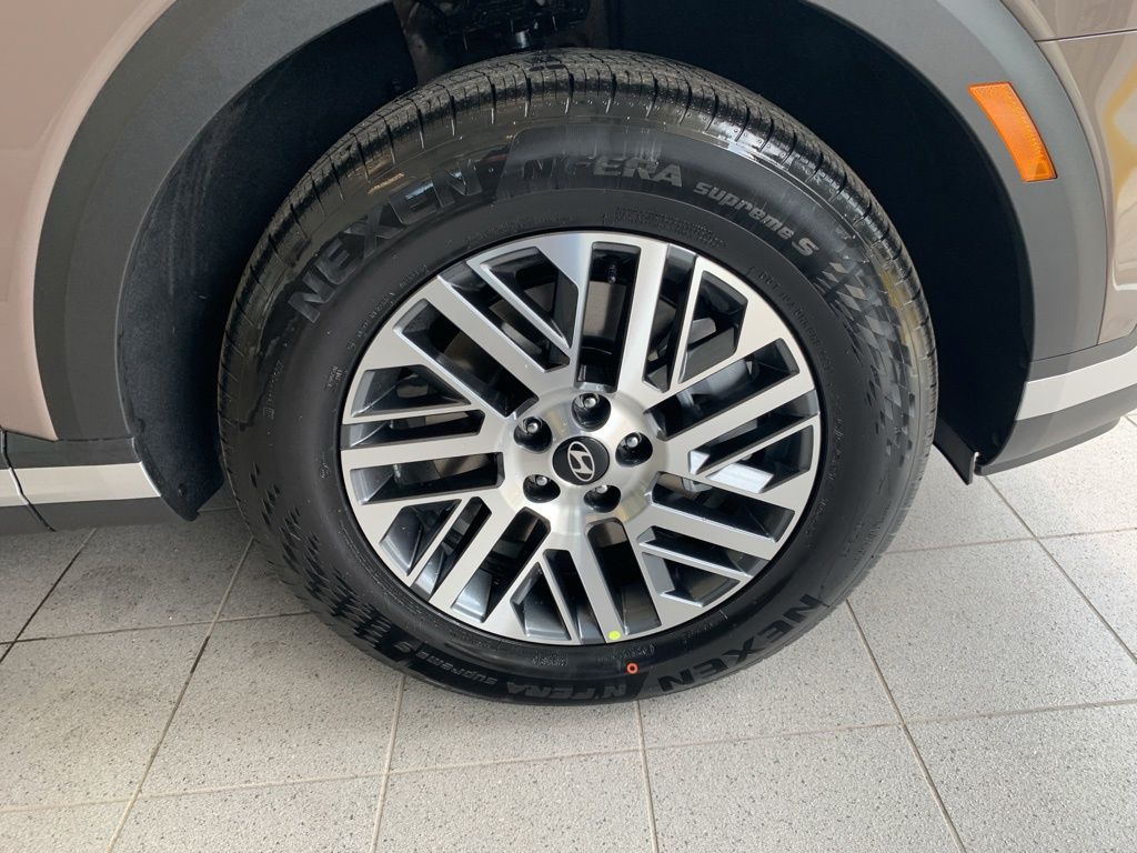 New 2026 Brown Hyundai SEL image 28