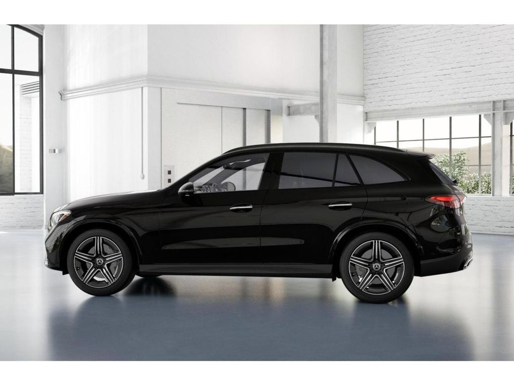 2025 Mercedes-Benz GLC GLC 350 E Hybrid 33