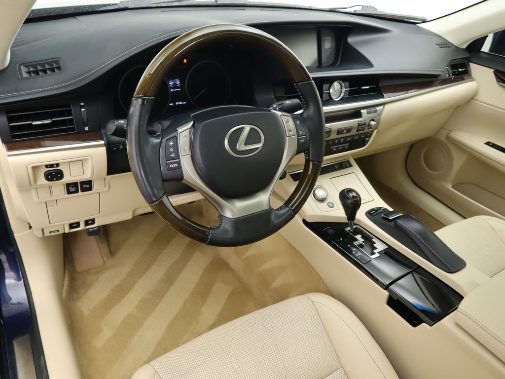2013 Lexus ES 350 9