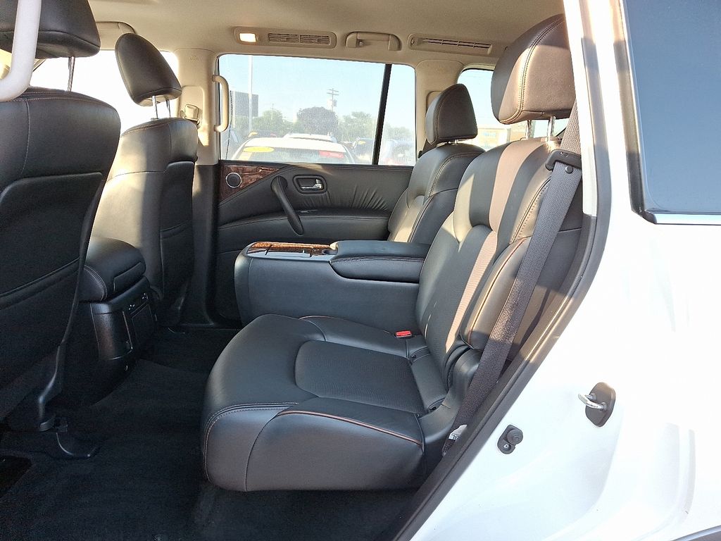 Thumbnail: 2020 Nissan Armada - 10