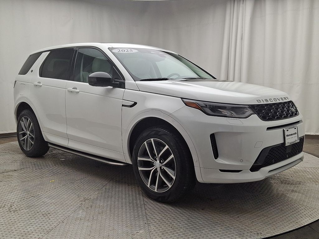 Thumbnail: 2025 Land Rover Discovery Sport - 3