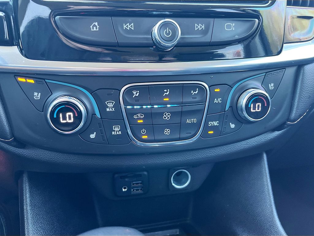 Used 2021 Black Chevrolet Premier image 16