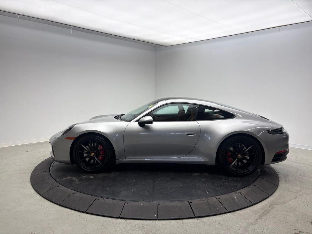 Thumbnail: 2024 Porsche 911 - 2