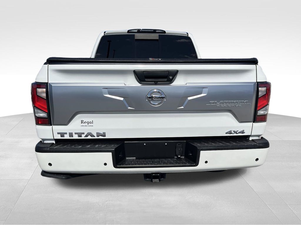 2021 Nissan Titan Platinum Reserve 6