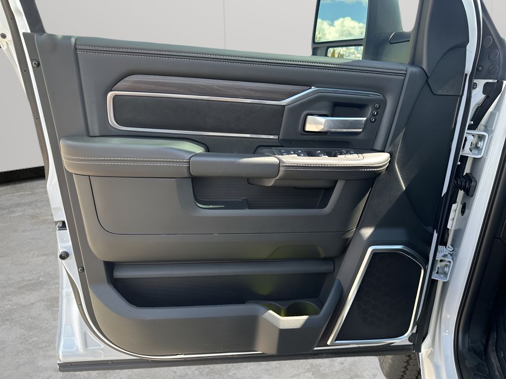 New Car 2025 Ram 2500  Laramie For Sale Under $80,000 In Austin, Texas