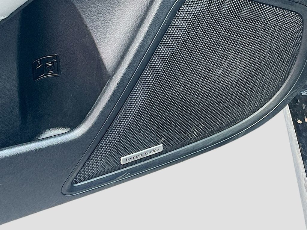Used 2025 Gray Subaru Limited image 18