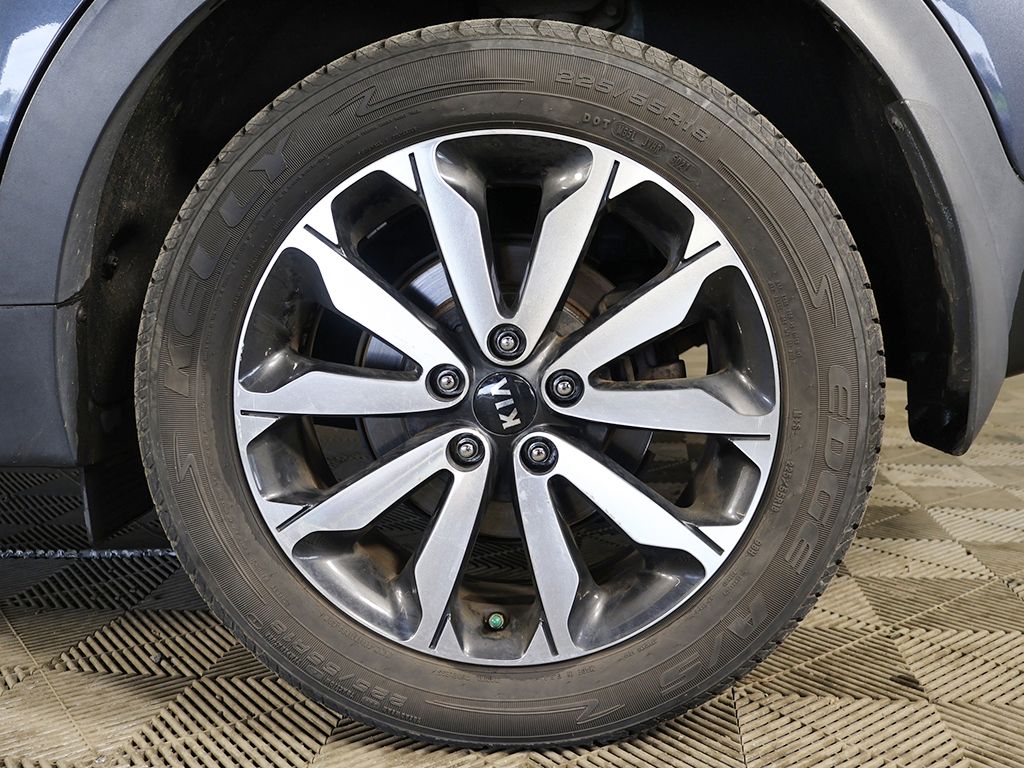Used 2017 Blue Kia EX image 19
