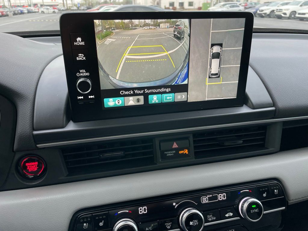 Thumbnail: 2023 Honda Pilot - 18