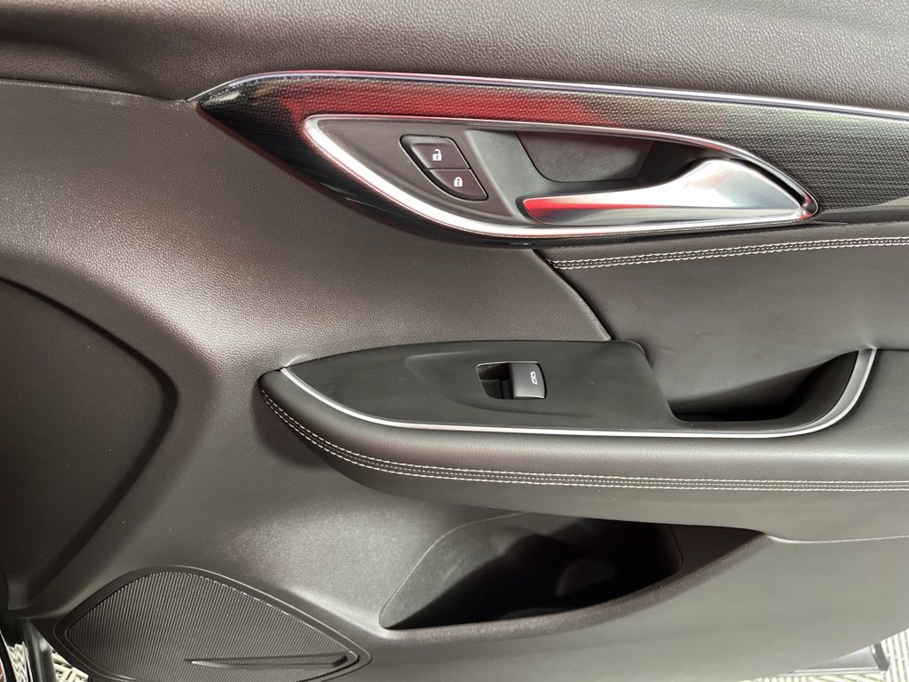 Thumbnail: 2022 Buick Envision - 11