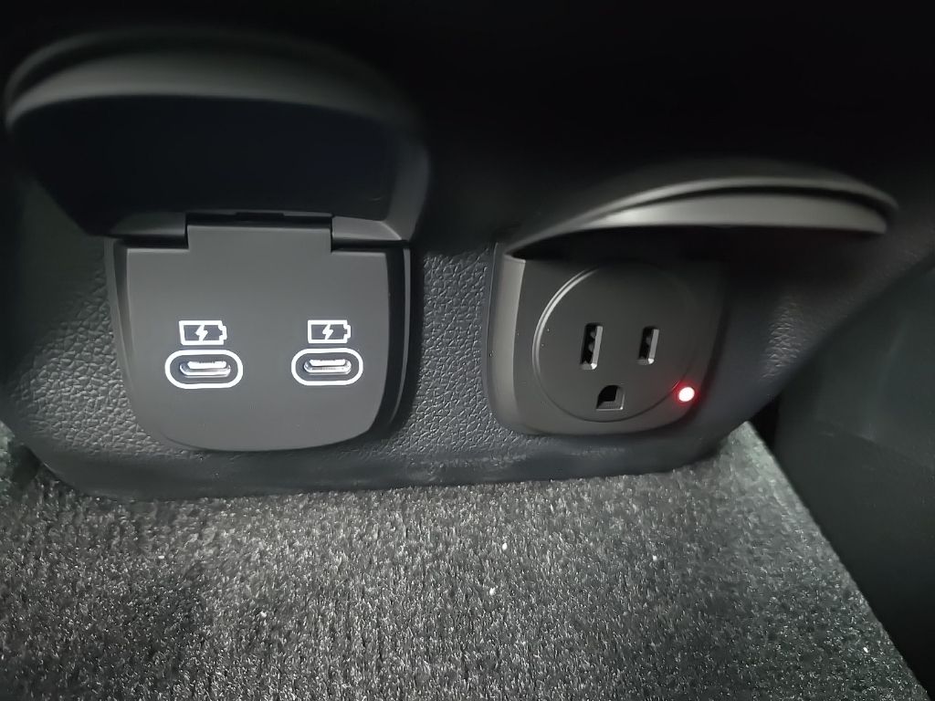 2026 Genesis GV70 Sport Prestige 31