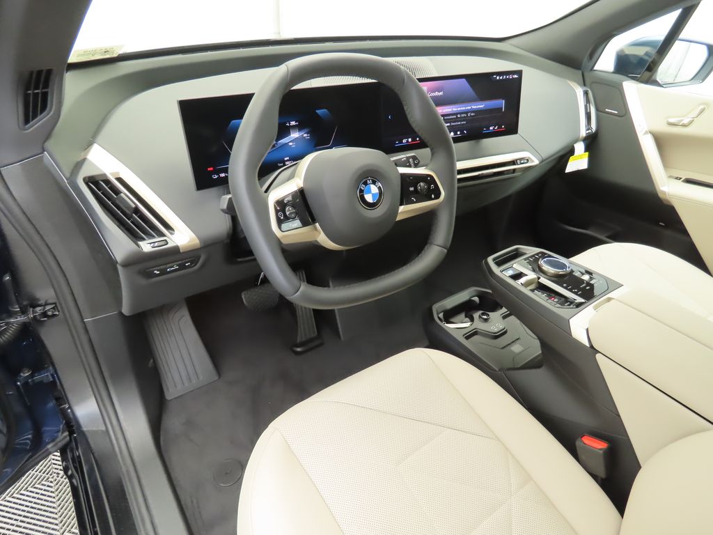 Thumbnail: 2026 BMW iX - 9