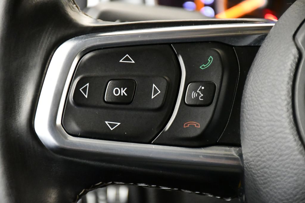 Thumbnail: 2020 Jeep Wrangler - 20