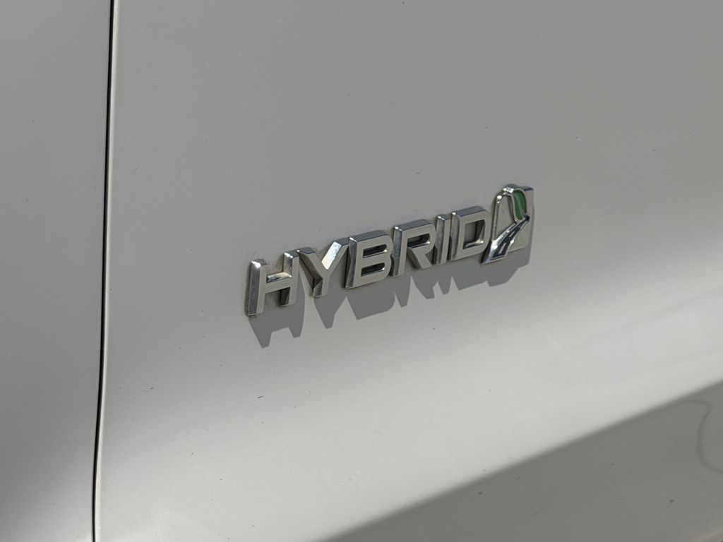 Used 2013 Ford Fusion Hybrid Sedan