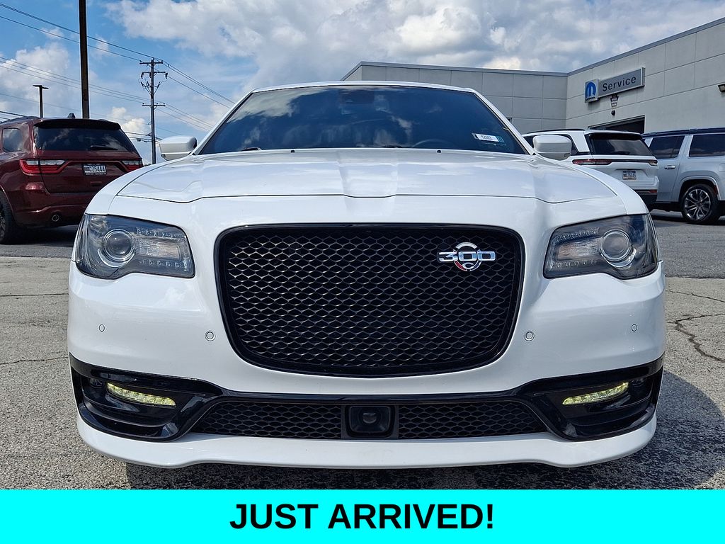 Used 2023 Chrysler 300 Sedan