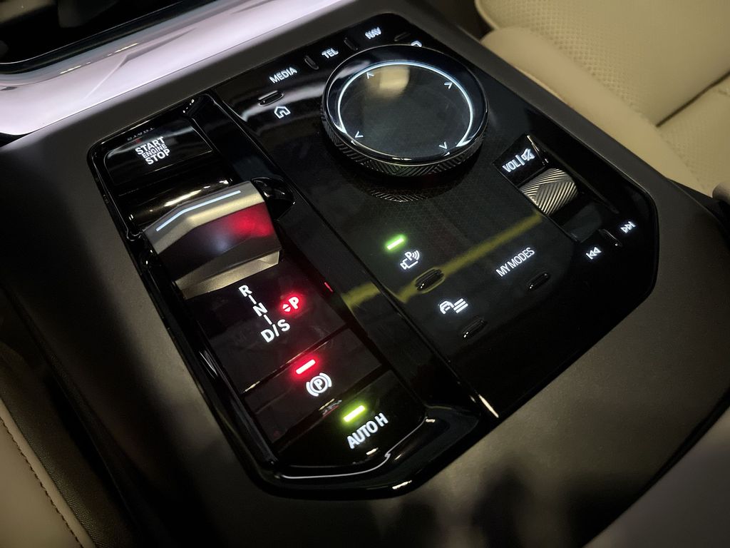 Thumbnail: 2026 BMW X3 - 20