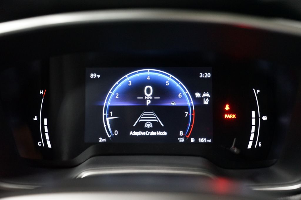 2025 Toyota Corolla Cross XLE 15