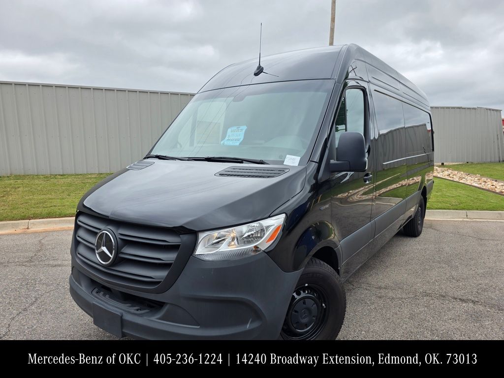 2024 Mercedes-Benz eSprinter 2500 Cargo 170 WB