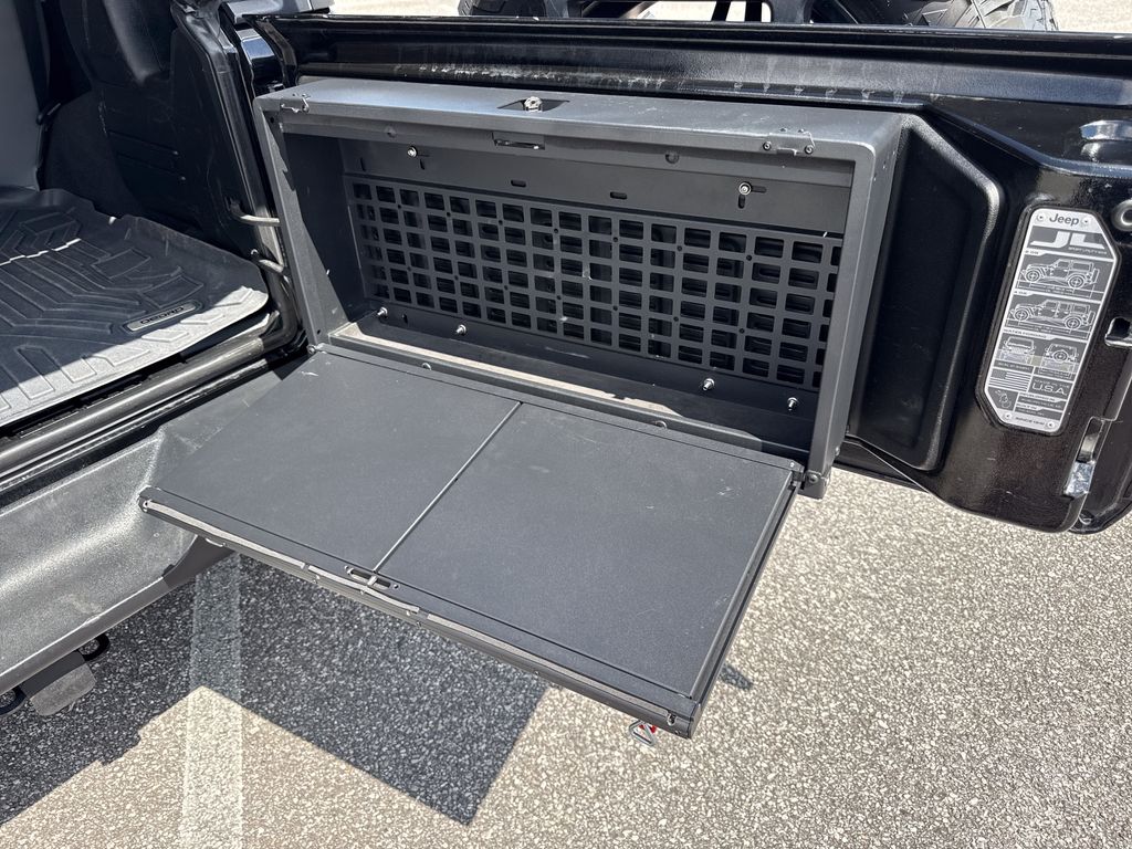 Used 2020 Jeep Wrangler SUV